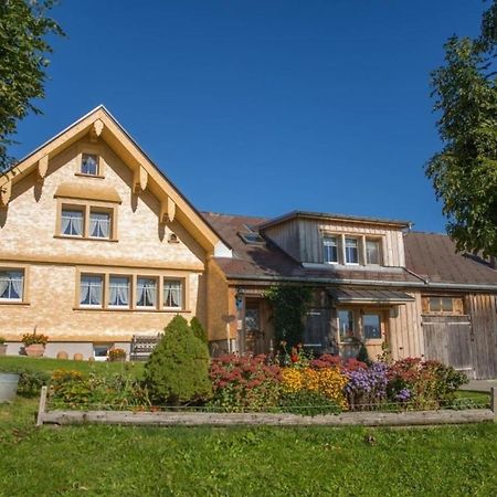 Bauernhof Fendrig - Neue Wohnung Haslen Exteriör bild